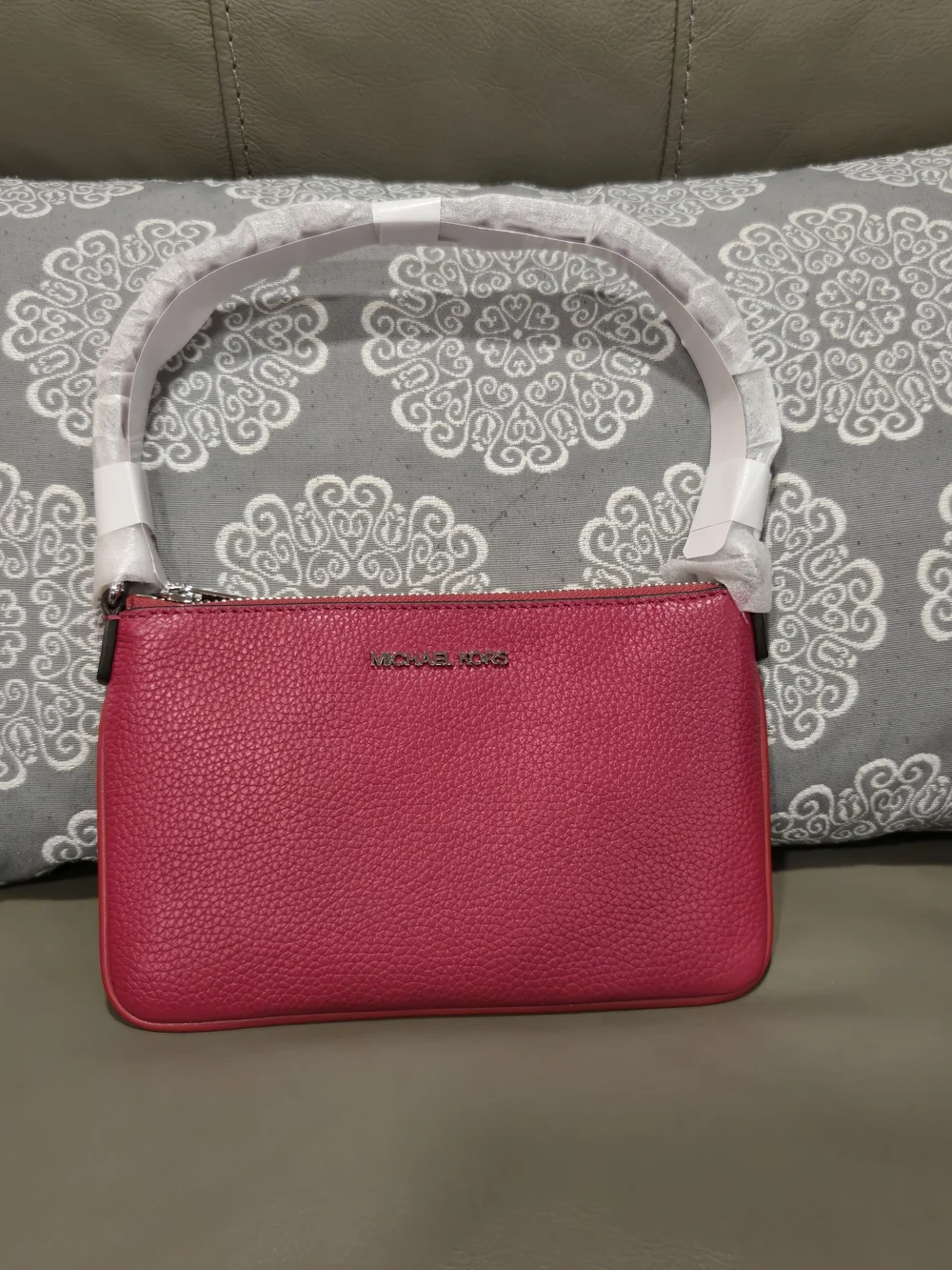 Michael Kors Pink Pebbled Leather Shoulder Bag - Picture 1 of 6